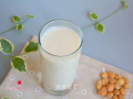 黄豆薏米芝麻豆浆,黄豆薏米芝麻豆浆，健康生活新选择