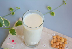 黄豆薏米芝麻豆浆,黄豆薏米芝麻豆浆，健康生活新选择